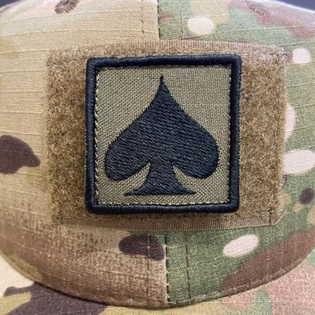 ASN – Army Ace Of Spades Patch Velcro 4x4 (olive) - airsoftneeds.nl